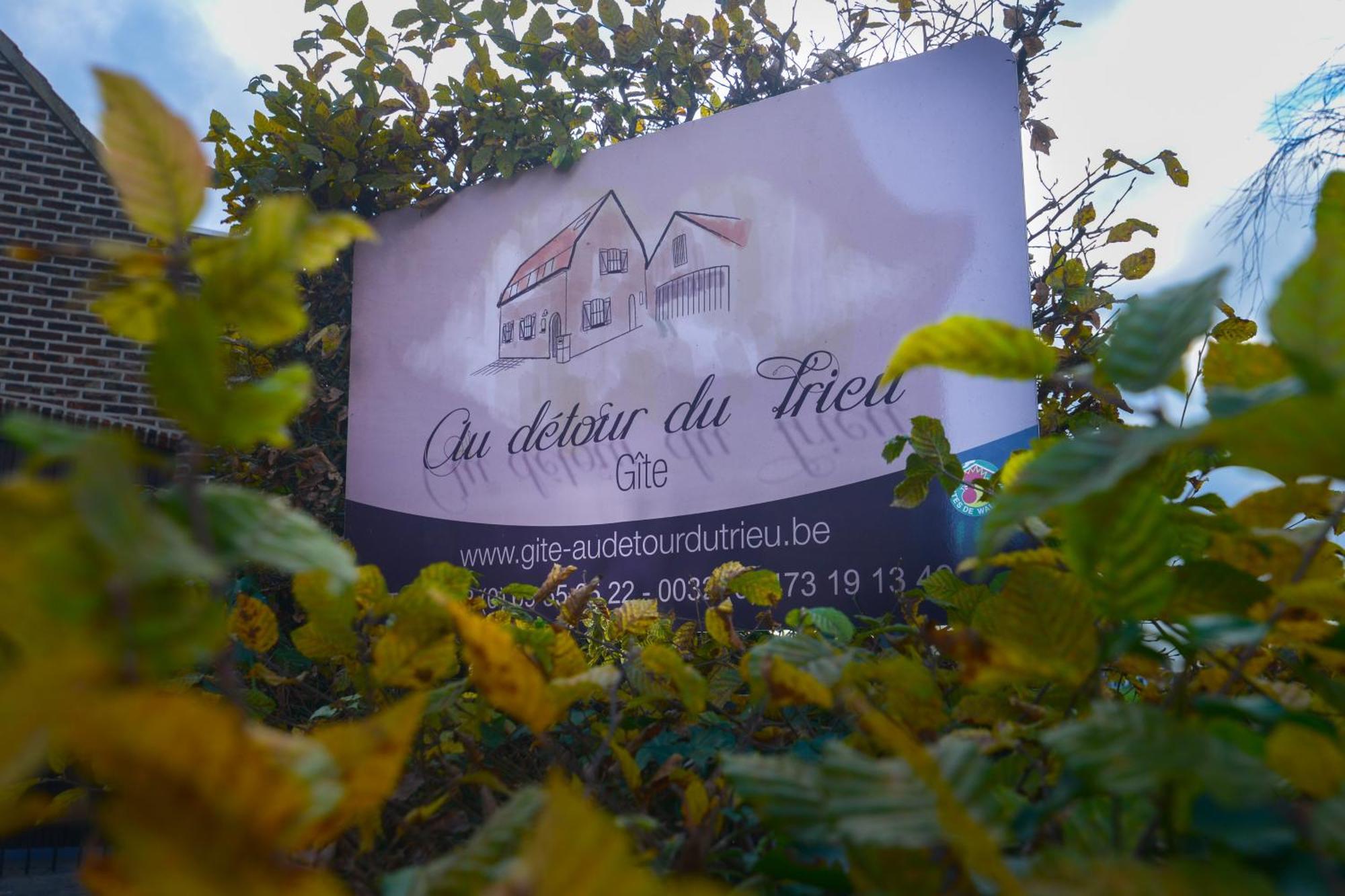 Au Detour Du Trieu Villa Estaimbourg Buitenkant foto